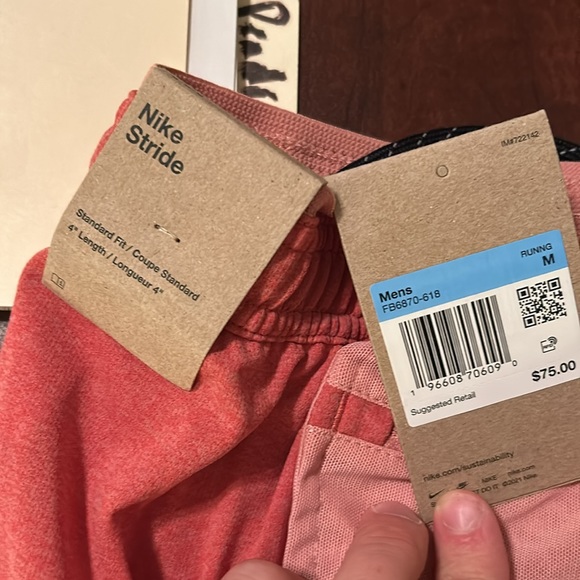 Nike Stride Shorts - Picture 4 of 4